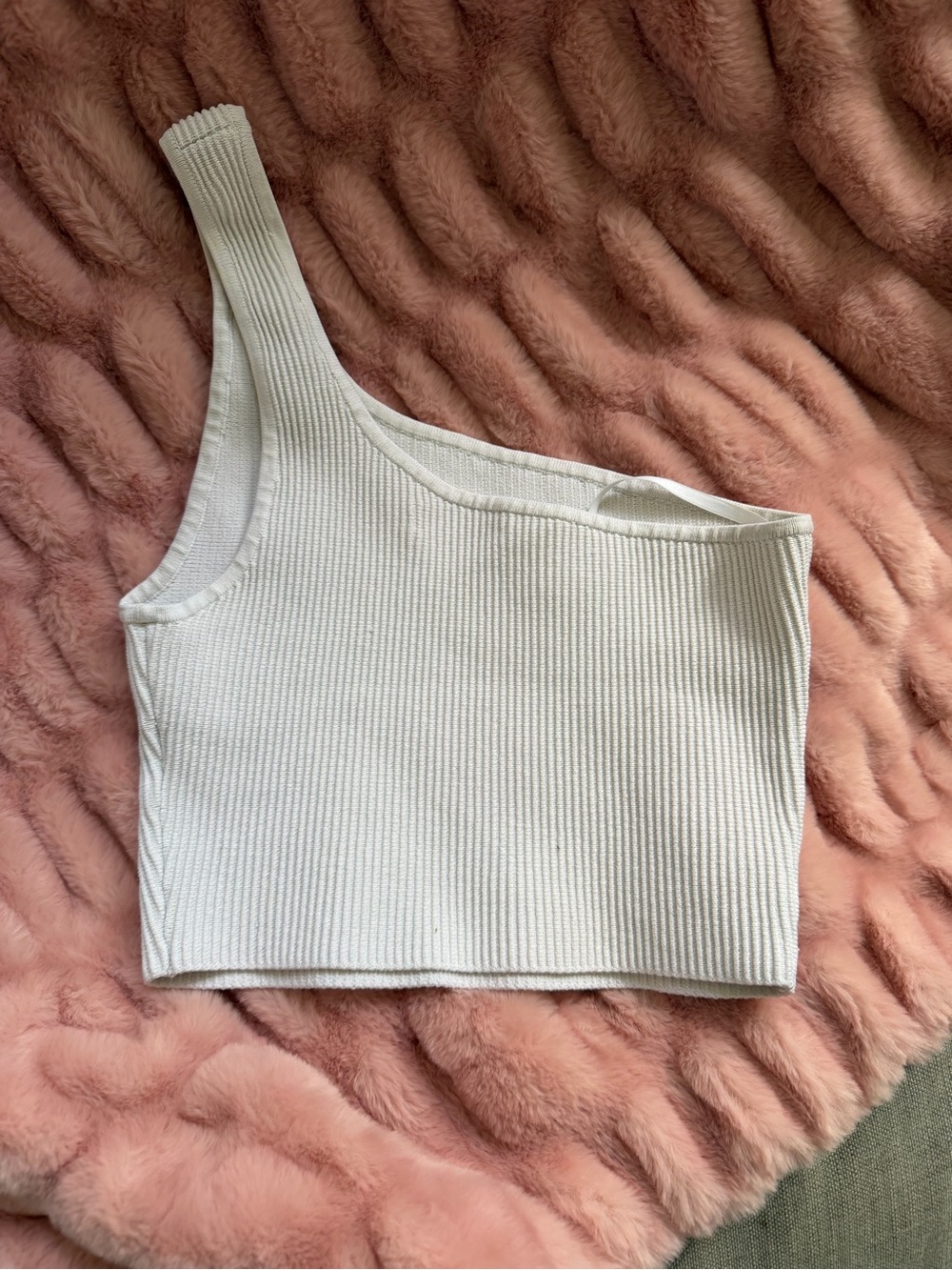 Aritzia Babaton Sculpt Knit One-Shoulder Ribbed Crop Top Ivory M Tank